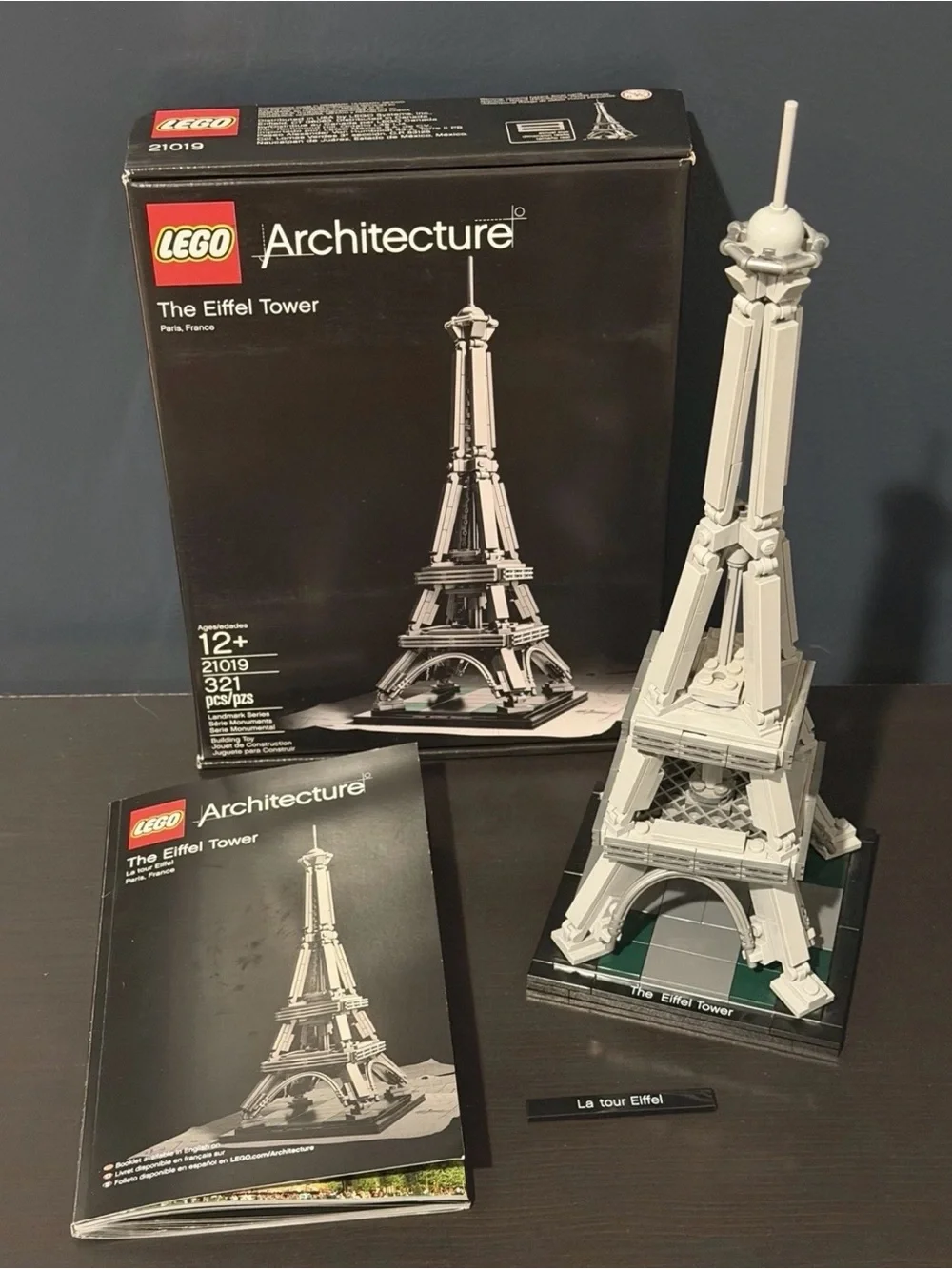 LEGO ARCHITECTURE: The Eiffel Tower (21019) | Box & Instructions Set (As is)